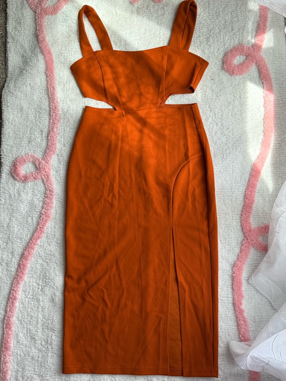 Cut Out Midi Dress from Cider. Burnt Orange 🧡